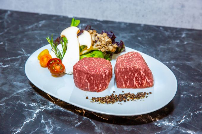 sirloin steak, wagyu