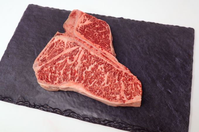 Wagyu Porterhouse BMS 8-9